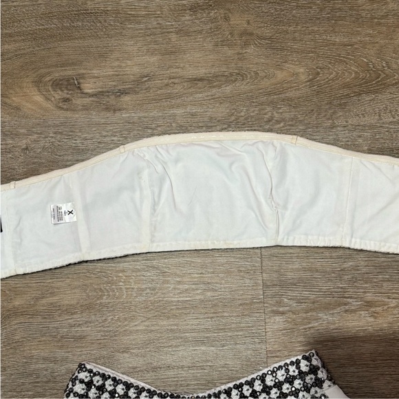 Beaded XS Top and SMALL shorts set - Picture 4 of 7